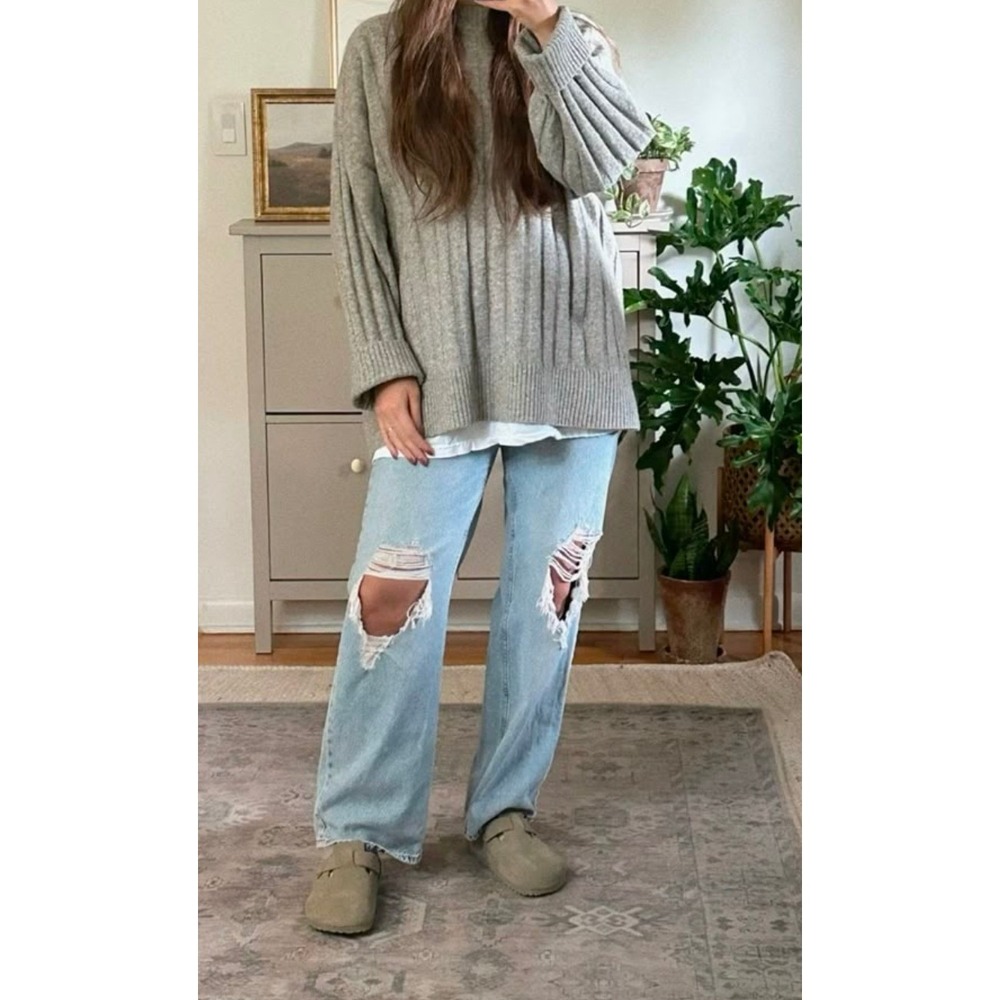 Express Straight Ankle High Rise Distressed Light Wash Jeans Womens Sz 4 granola
